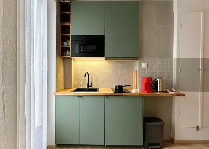 - Chic - Calm - Designed - דירה *